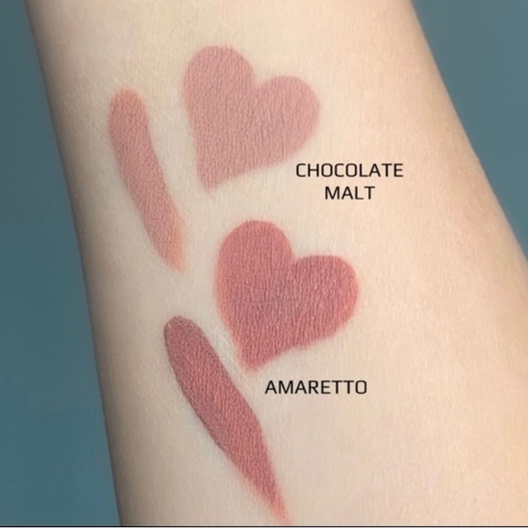 Too Faced Melted Chocolate Matte Eyeshadow in Shade Chocolate Malt, .16 FL. OZ. - Picture 2 of 13